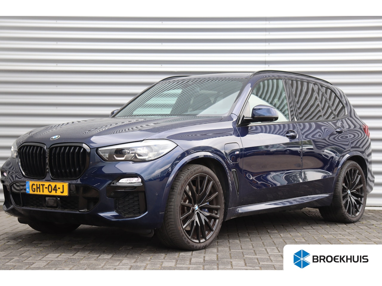 BMW X5 - XDRIVE45E 394PK HIGH EXECUTIVE M-SPORT AUTOMAAT / NAVI / LEDER / FULL-LED / CLIMA / 22" LM - AutoWereld.nl