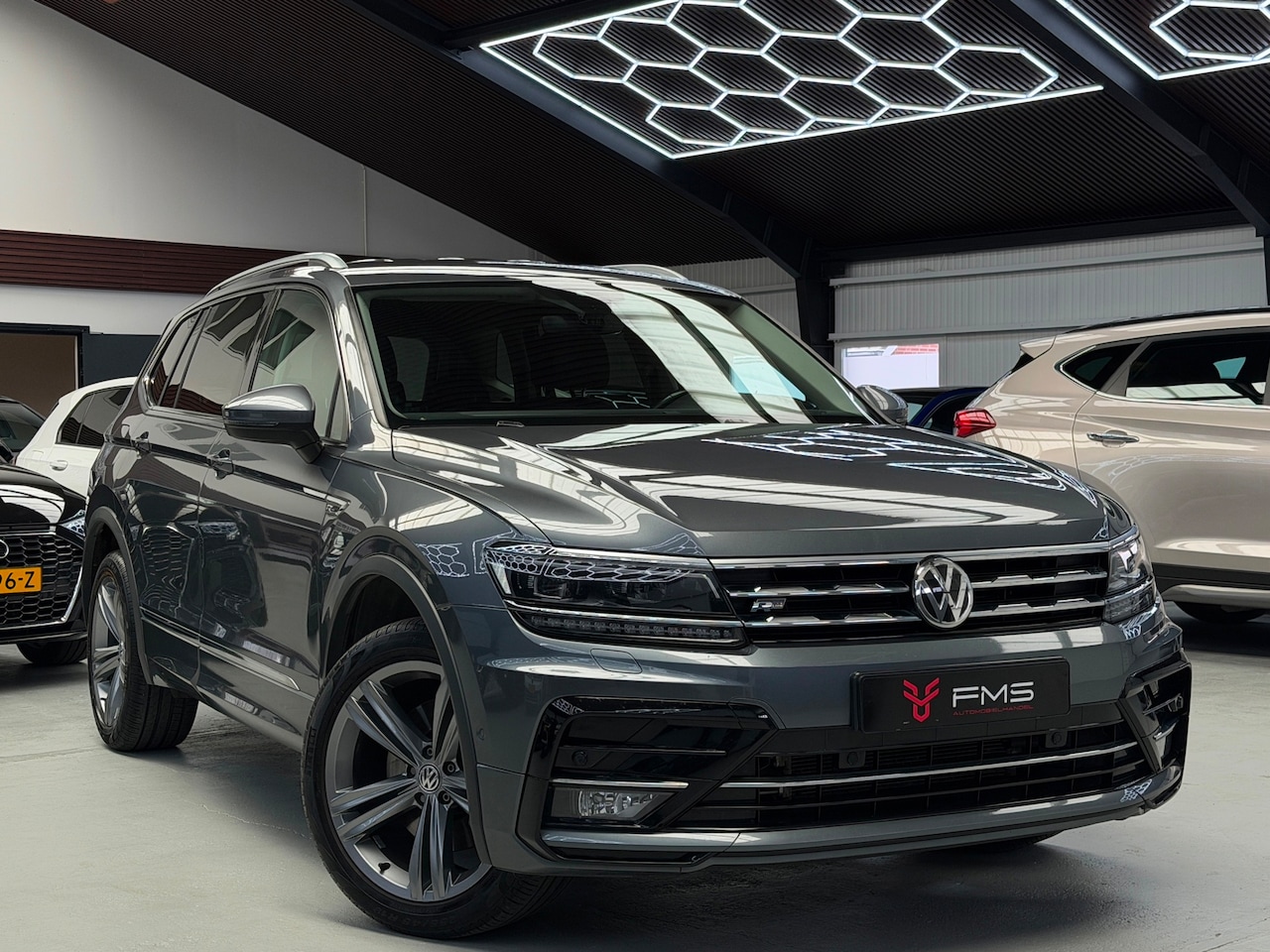 Volkswagen Tiguan Allspace - 2.0 TSI 4Motion R-Line 7p. CarPlay - AutoWereld.nl
