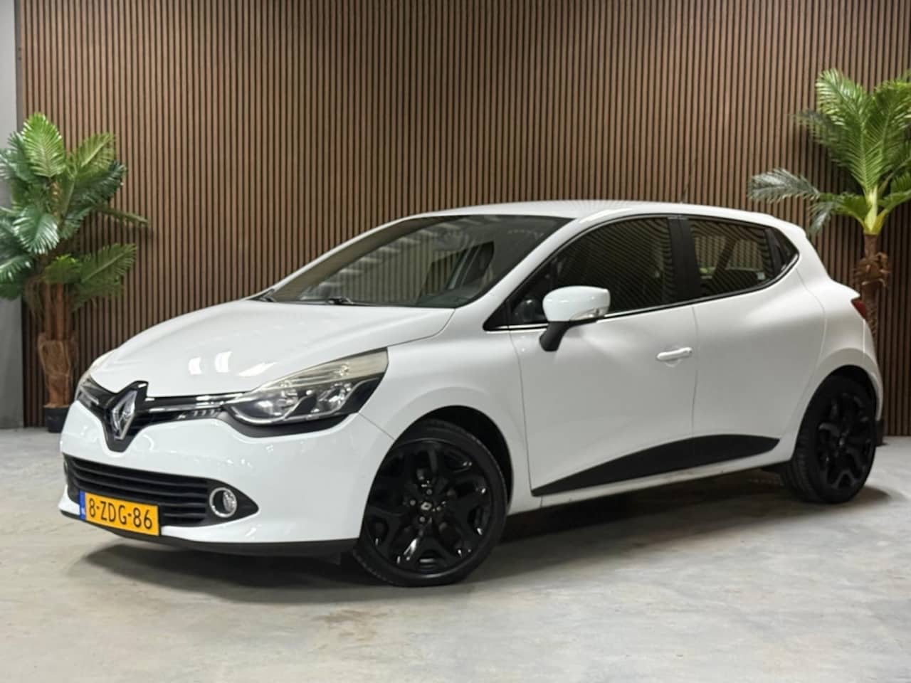 Renault Clio - 0.9 TCe Expression 0.9 TCe Expression - AutoWereld.nl