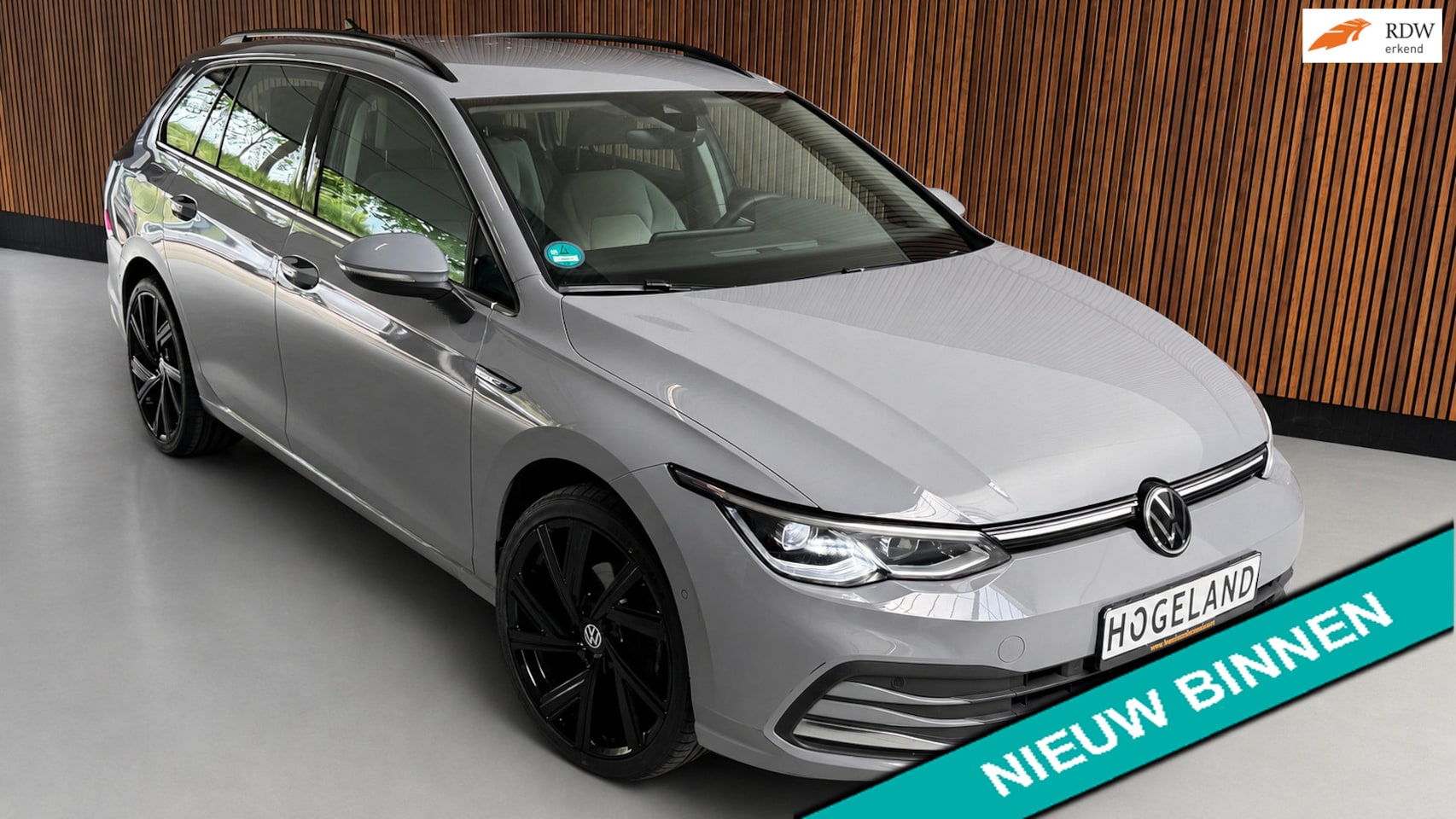 Volkswagen Golf Variant - 1.5 eTSI Style DSG Camera Led Carplay Trekhaak - AutoWereld.nl