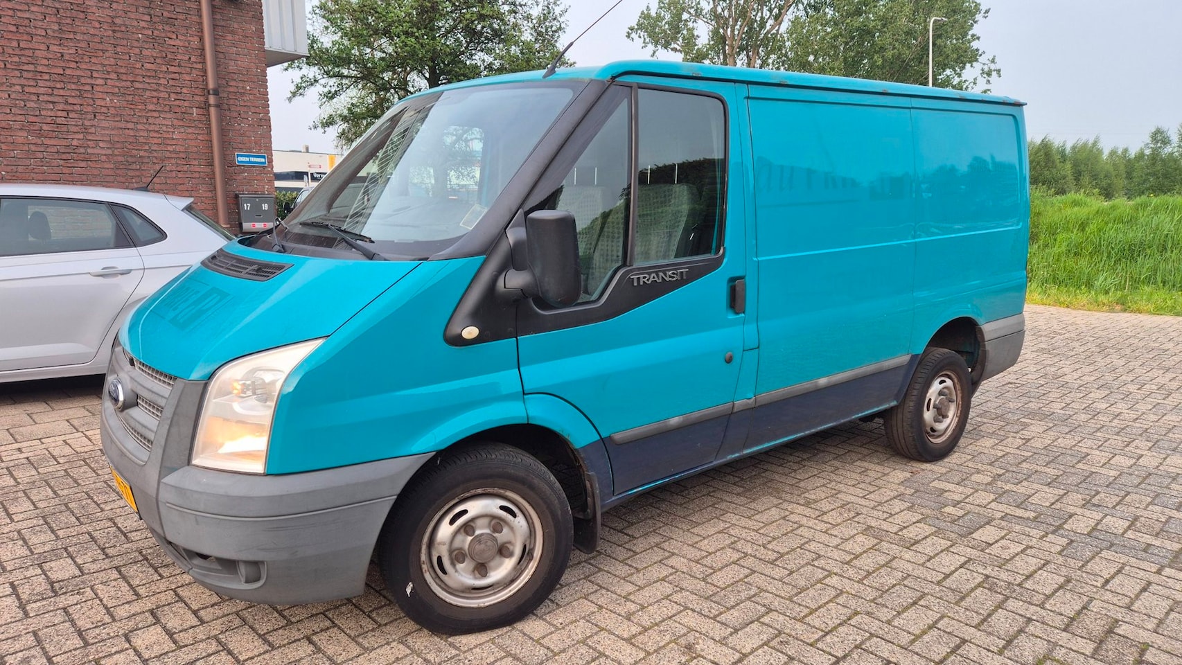 Ford Transit - 260S 2.2 TDCI Ambiente - AutoWereld.nl