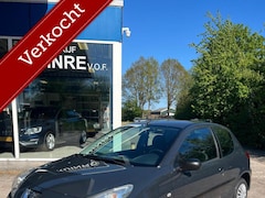 Peugeot 206 - 1.1 XR