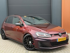 Volkswagen Golf - 2.0 TSI GTI Performance|Pano|Custom Stuur|Dynaudio|Stoelverwarming|ACC|Rijstrooksensor|Bom
