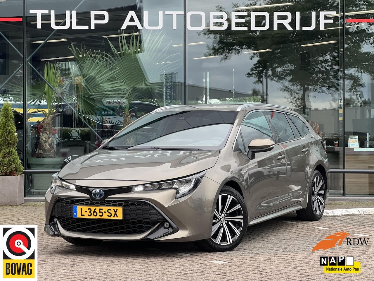 Toyota Corolla Touring Sports - 1.8 Hybrid Business Plus 1.8 Hybrid Business Plus NAP - AutoWereld.nl