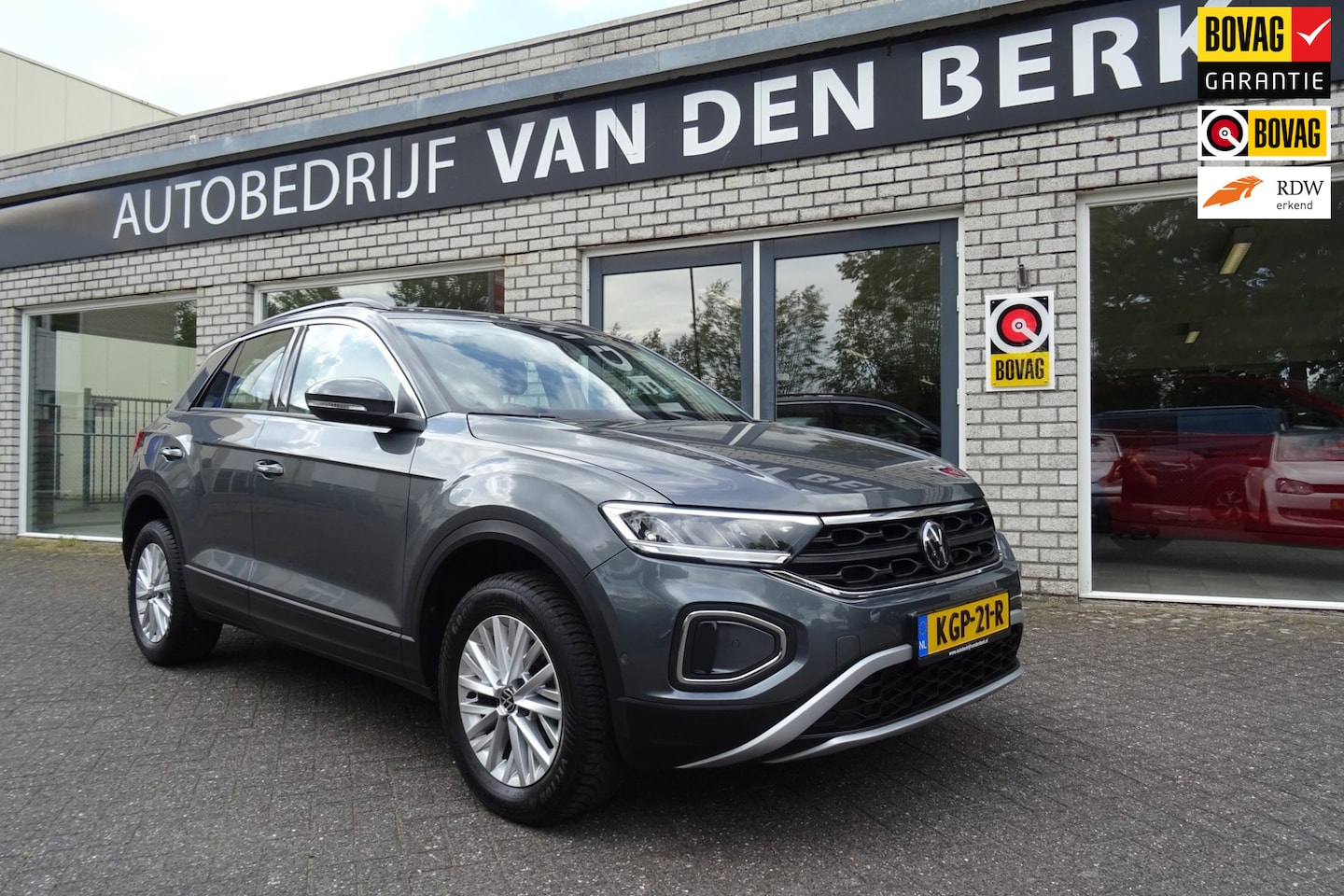 Volkswagen T-Roc - 1.5 TSI Life Business DSG - AutoWereld.nl