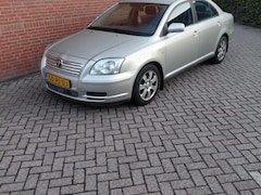 Toyota Avensis - 1.6 VVTi Linea Terra
