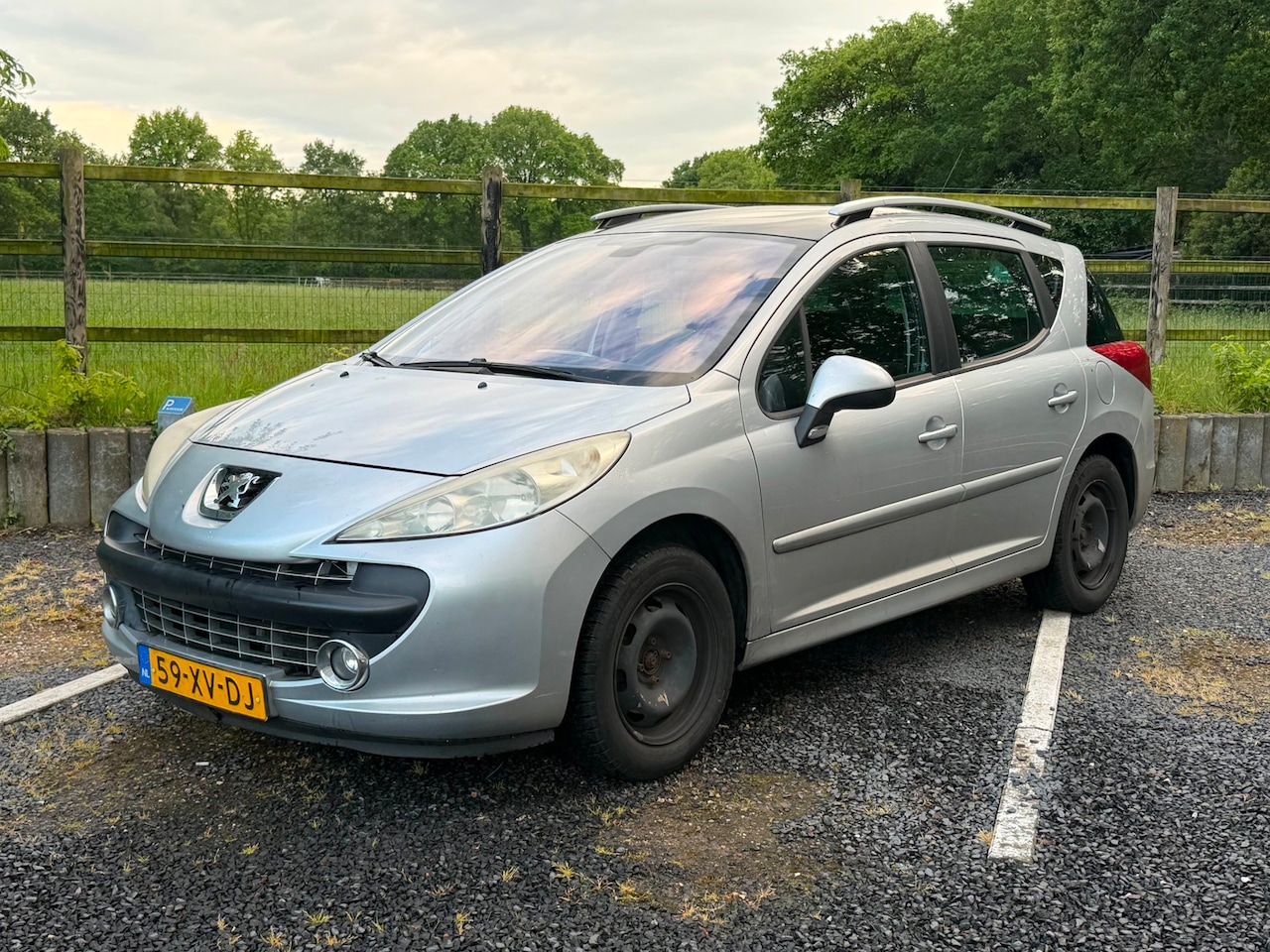 Peugeot 207 SW - 1.6 VTi XS Première | PDC | CRUISE | NEW APK! - AutoWereld.nl
