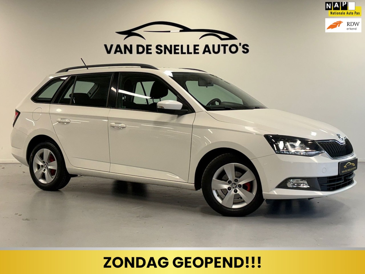 Skoda Fabia Combi - 1.2 TSI Ambition Business AIRCO/TREKHAAK/PDC/CRUISE - AutoWereld.nl