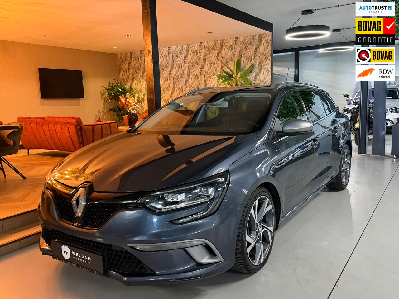 Renault Mégane Estate - 1.6 TCe GT Garantie Trekhaak Bose Sfeer Camera Cruise Navi Clima Led Keyless Dab Rijklaar - AutoWereld.nl