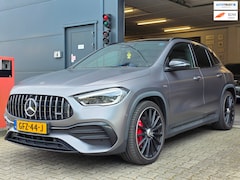 Mercedes-Benz GLA-Klasse - AMG 35 4MATIC / PANO / MATTE GREY / LEDER-ALCANTARA / CAMERA / KEYLESS / BURMESTER / CARPL