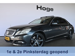 Mercedes-Benz E-klasse - 500 Elegance V8 Automaat Clima Panoramadak Trekhaak PDC Stoelverwarming Cruise control Goe