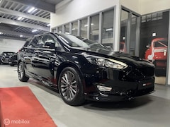 Ford Focus Wagon - 1.0 ST-Line 2017 NAVI PDC STUUR STOELVERW CLIMA