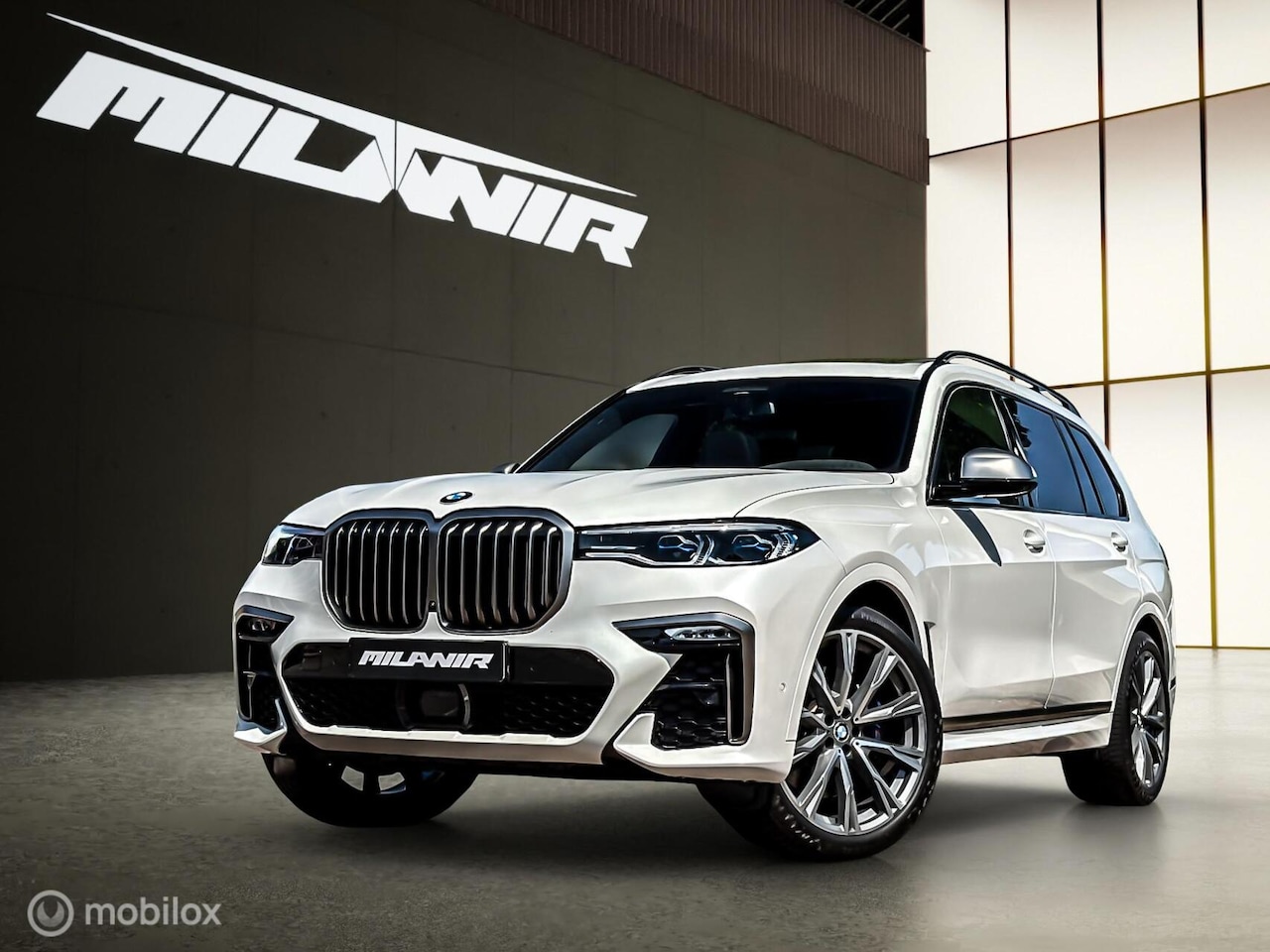 BMW X7 - M50i M Sport 7 pers. |Pano |Skylounge |B&W |HUD |ACC - AutoWereld.nl