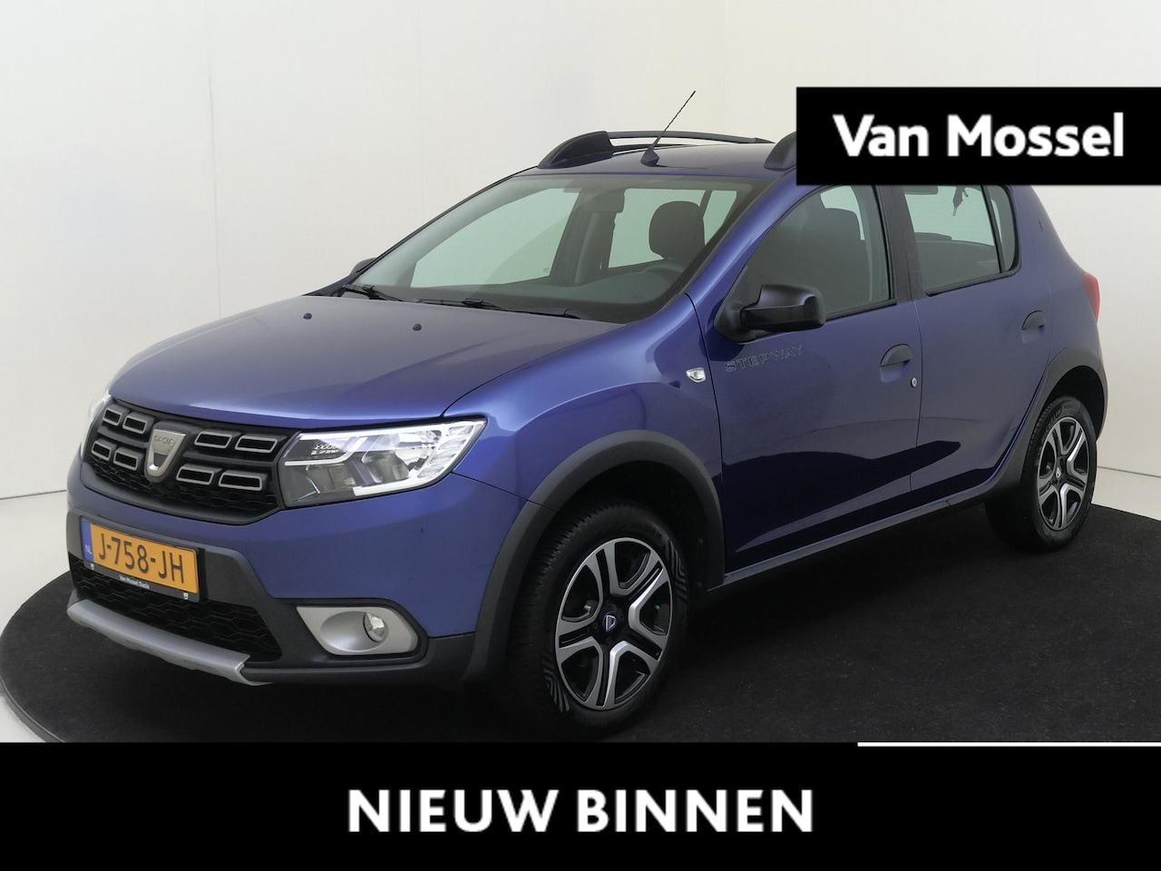 Dacia Sandero Stepway - 1.0 TCe 100 PK Serie Limitee 15th Anniv. | airco automatisch | Apple Carplay/Android Auto - AutoWereld.nl