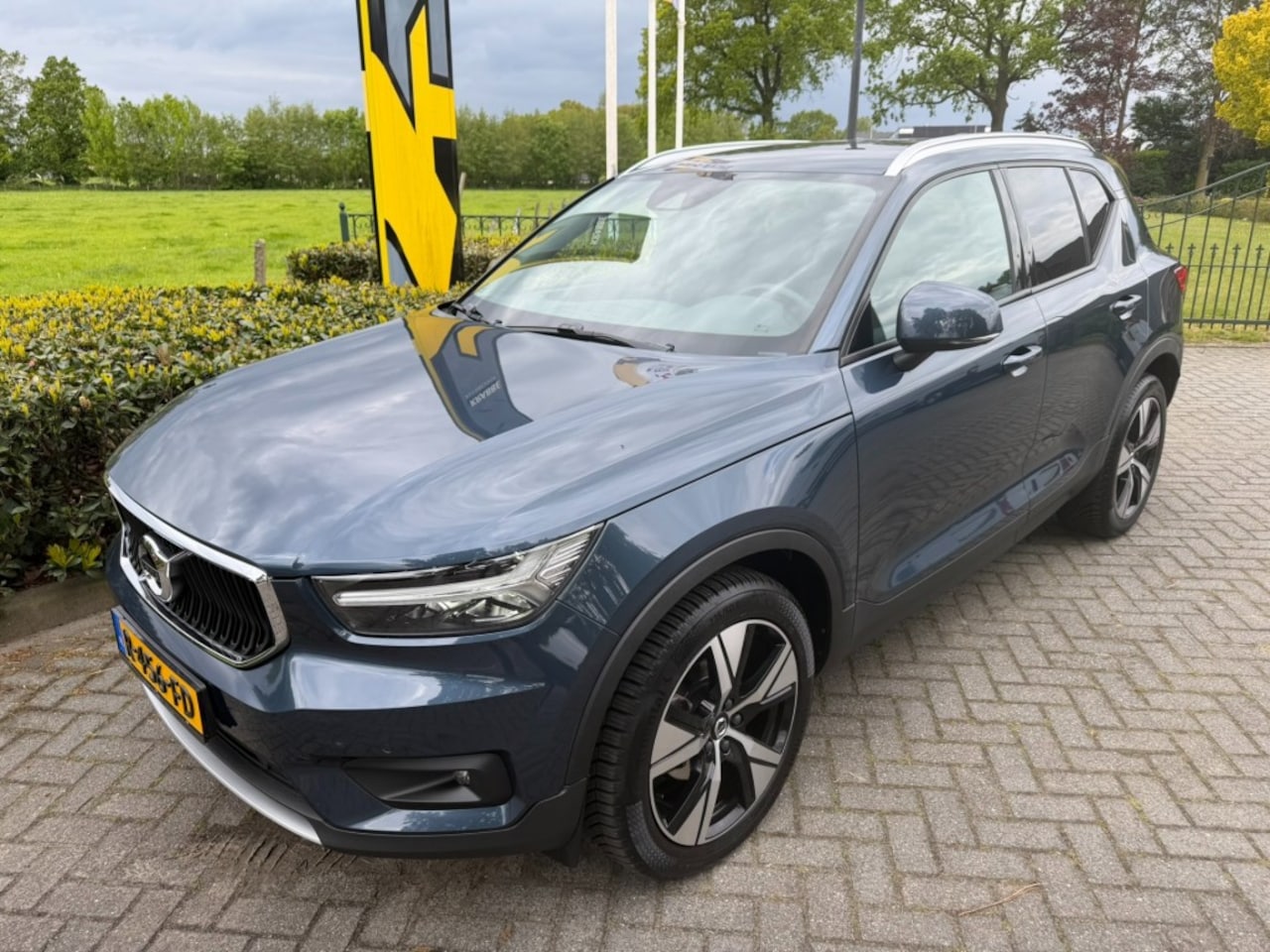 Volvo XC40 - 1.5 T3 Momentum Pro Trekhaak / Carplay / Keyless - AutoWereld.nl