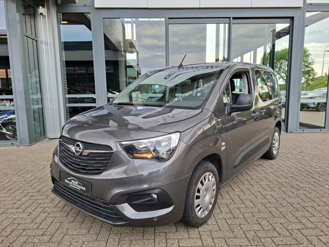 Opel Combo Life - 1.2TURBO AUTOMAAT 130PK AIRCO NAVI PDC-CAMERA 5ZITPL - AutoWereld.nl