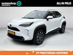 Toyota Yaris Cross - 1.5 Hybrid 115 First Edition *TWEEDE PINKSTERDAG GEOPEND/ COMFORT PACK/ DODEHOEK DETECTIE/