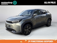 Toyota Urban Cruiser - Executive 61 kWh *TWEEDE PINKSTERDAG GEOPEND/ LAND BREEZE GREEN/ NIEUWE AUTO/ DIRECT LEVER