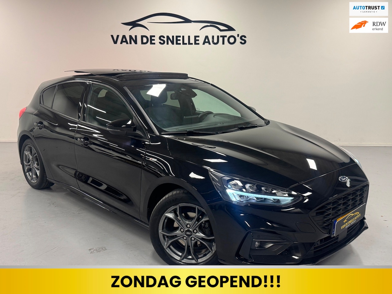 Ford Focus - 1.5 EcoBoost Vignale AUTOMAAT/PANO/KEYLESS/B&O/STOELVERWARMING - AutoWereld.nl