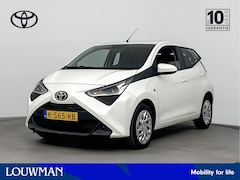 Toyota Aygo - 1.0 VVT-i x-play | Apple Carplay-Android Auto | Achteruitrijcamera | NL-Auto |