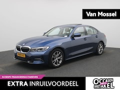 BMW 3-serie - 318i Business Edition | Automaat | Schuifdak | Trekhaak | Leder | DAB | Virtual cockpit |