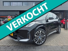 BMW X1 - XDrive25e | SOH 94% | PHEV | Met o.a. lederen bekleding, elektr. achterklep, digitaal dash