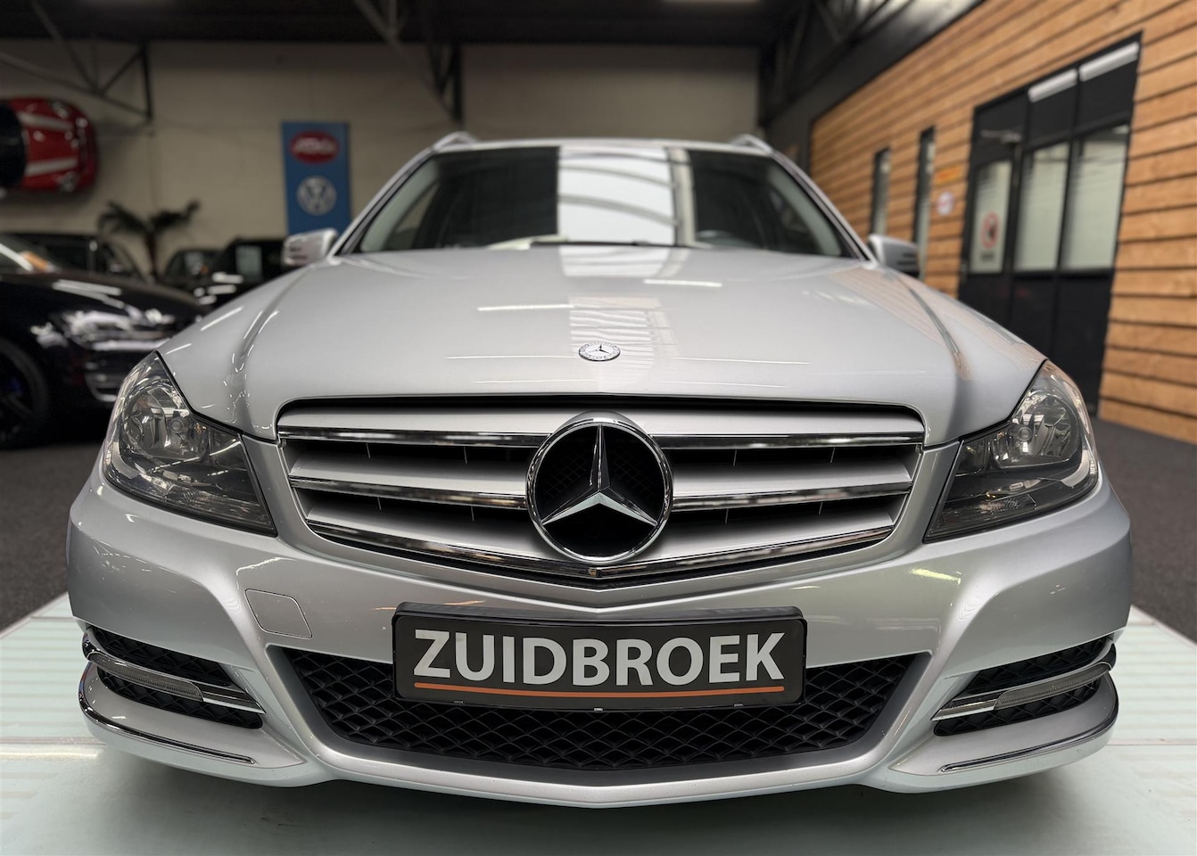 Mercedes-Benz C-klasse - C200 Avantgarde! Nette Auto! AUT! Cruise! - AutoWereld.nl