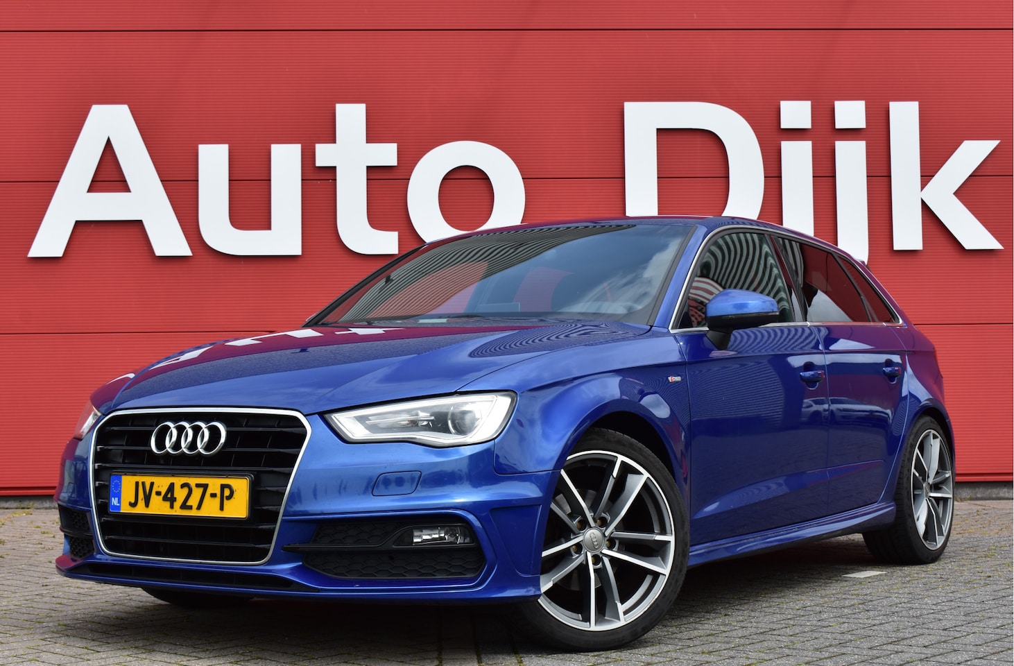 Audi A3 Sportback - 1.4 TFSI CoD Adrenalin Sport Bi-Xenon | 3x S-Line | Cruise | Clima | Navi | Sportstoelen | - AutoWereld.nl