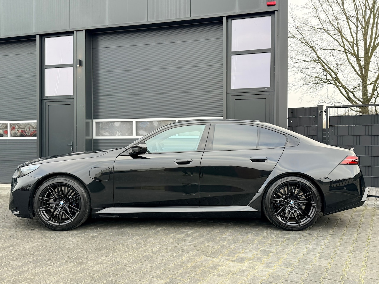 BMW M5 - 5-serie M Driver’s Pack Bowers & Wilkens Carbon - AutoWereld.nl