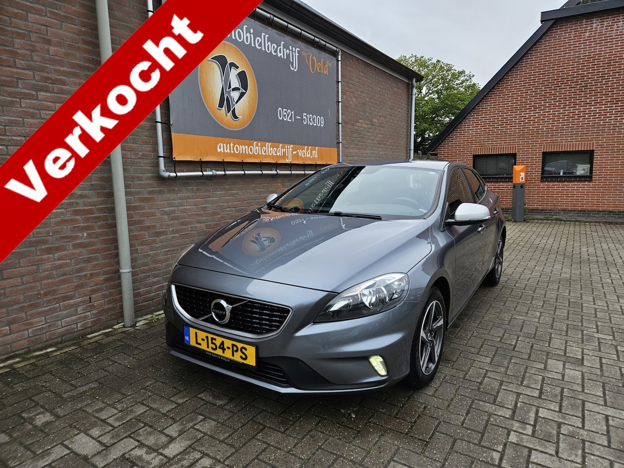 Volvo V40 - 2.0 D2 R-Design Business 2.0 D2 R-Design Business - AutoWereld.nl