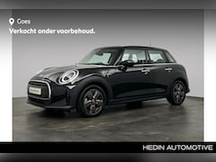 MINI Cooper - 5-Deurs 1.5 Classic | PDC achter | Elektrisch inklapbare spiegels | DAB radio |