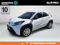 Toyota Aygo X - 1.0 VVT-i MT Play | Stoelverwarming | Camera | Apple CarPlay / Android auto |