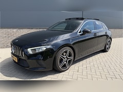 Mercedes-Benz A-klasse - 180 Business Solution Luxury Panoramadak / Sportstoelen / 1/2 leren bekleding