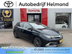 Toyota Auris - 1.8 Hybrid Executive Go Trekhaak | Stoelverwarming | Parkeersensoren | Parkeer assistent |