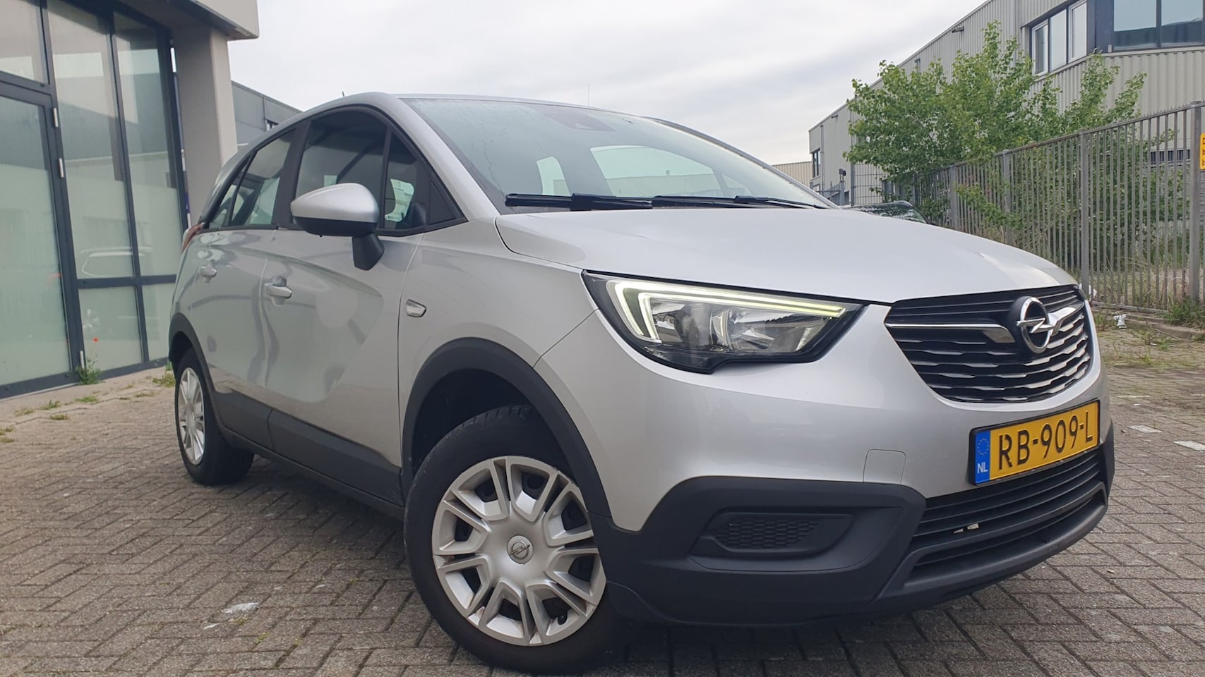 Opel Crossland X - 1.2 Turbo Online Edition 1.2 Turbo Online Edition - AutoWereld.nl