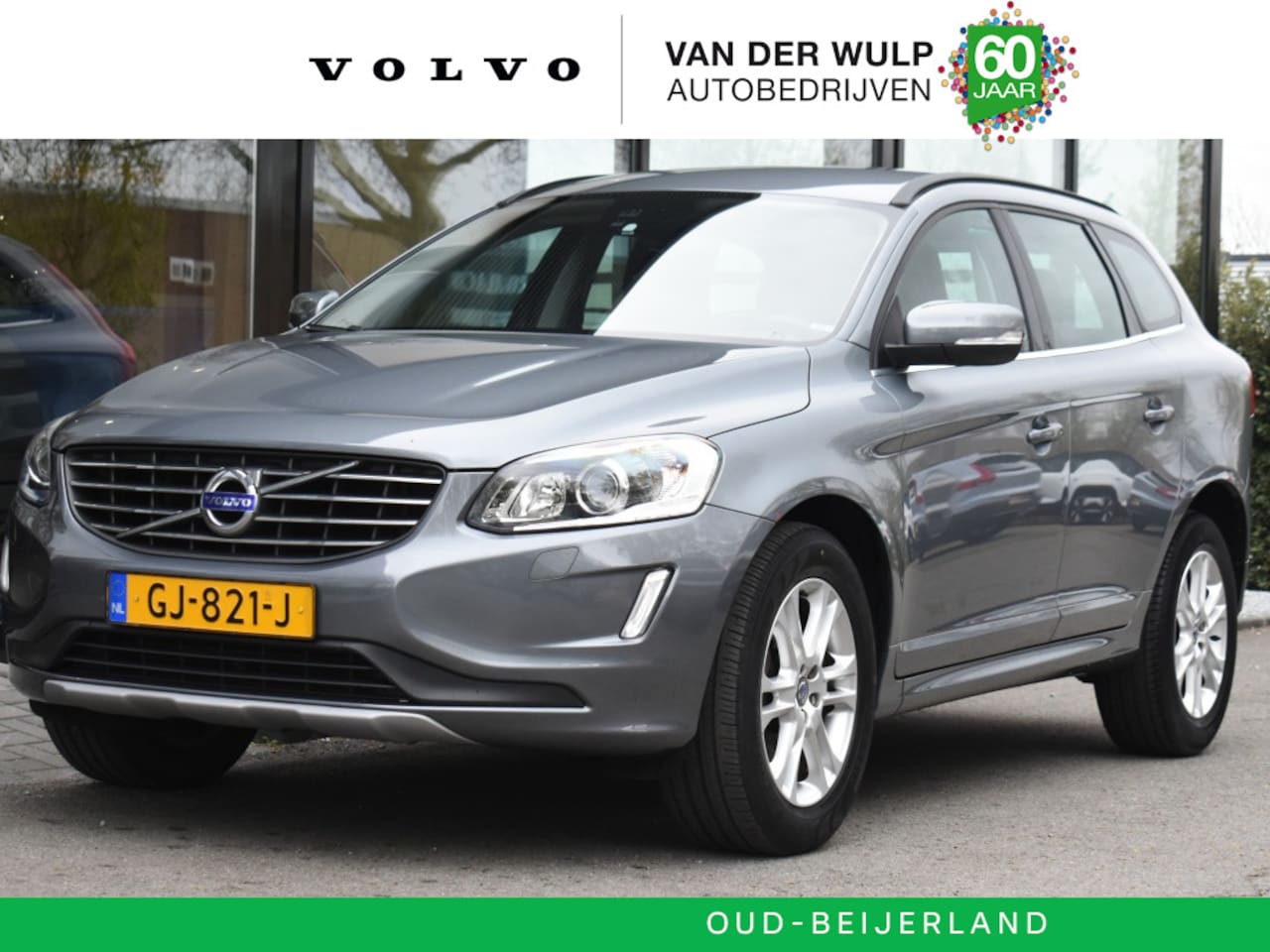 Volvo XC60 - T5 245pk Aut. Momentum | Trekhaak | Stoelverwarming - AutoWereld.nl