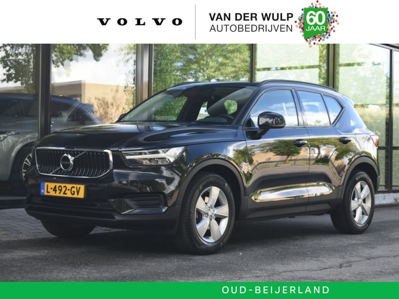Volvo XC40 - T2 129pk Aut. Momentum Core | Camera | Navigatie | Airco - AutoWereld.nl