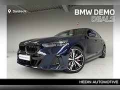 BMW 5-serie - 530e M-Sport Pro | 20" | Driving Assistant Plus | Pano | Harman Kardon | Trekhaak | Nu 69.
