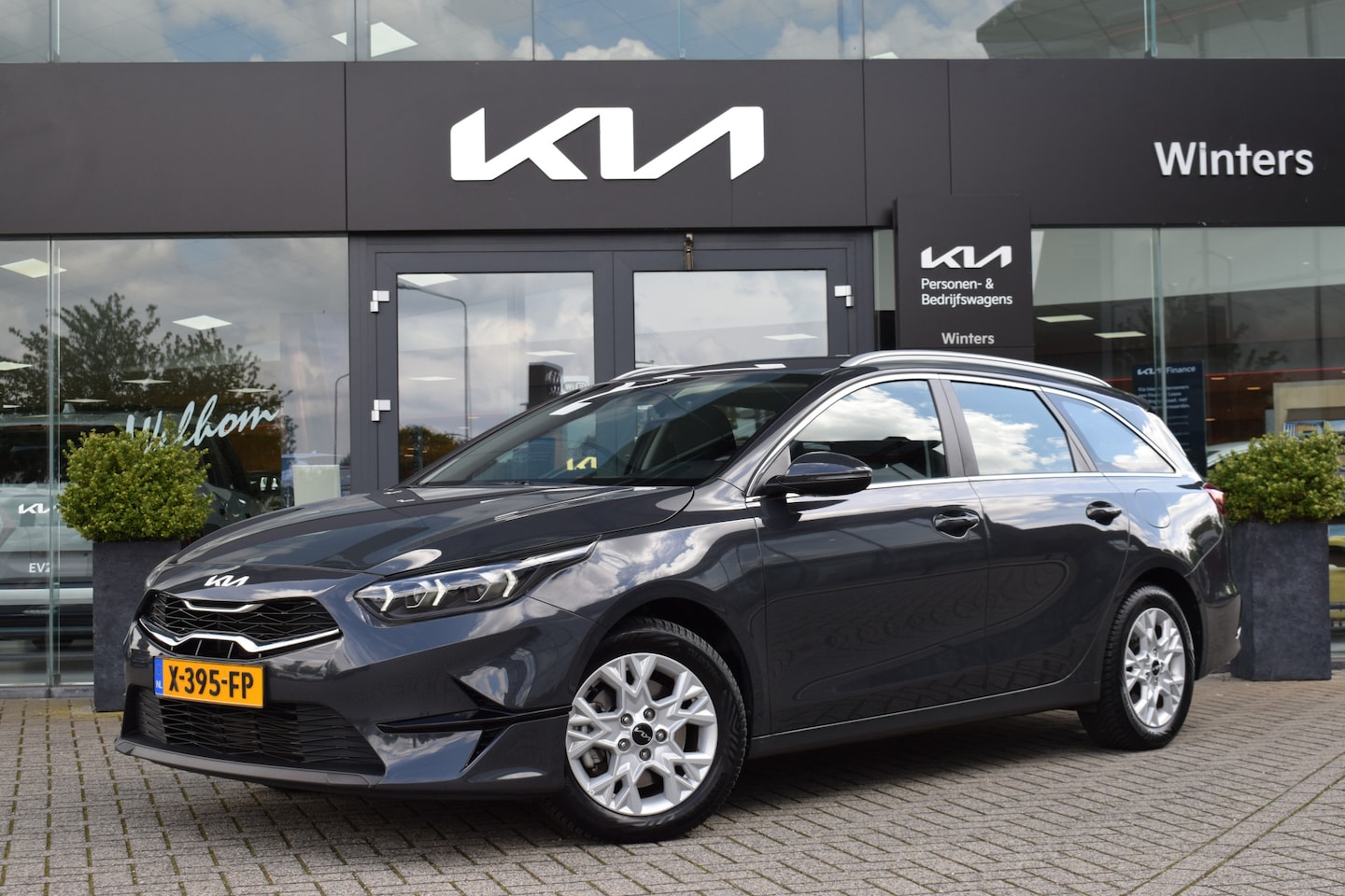 Kia Cee'd Sportswagon - Ceed 1.5 T-GDi DynamicLine Automaat | Navigatie | Sensoren + Camera | Climate + Cruise Con - AutoWereld.nl