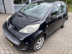 Peugeot 107 - 1.0-12V XR MET SLECHTS 73.810 KM APK 31-01-2027