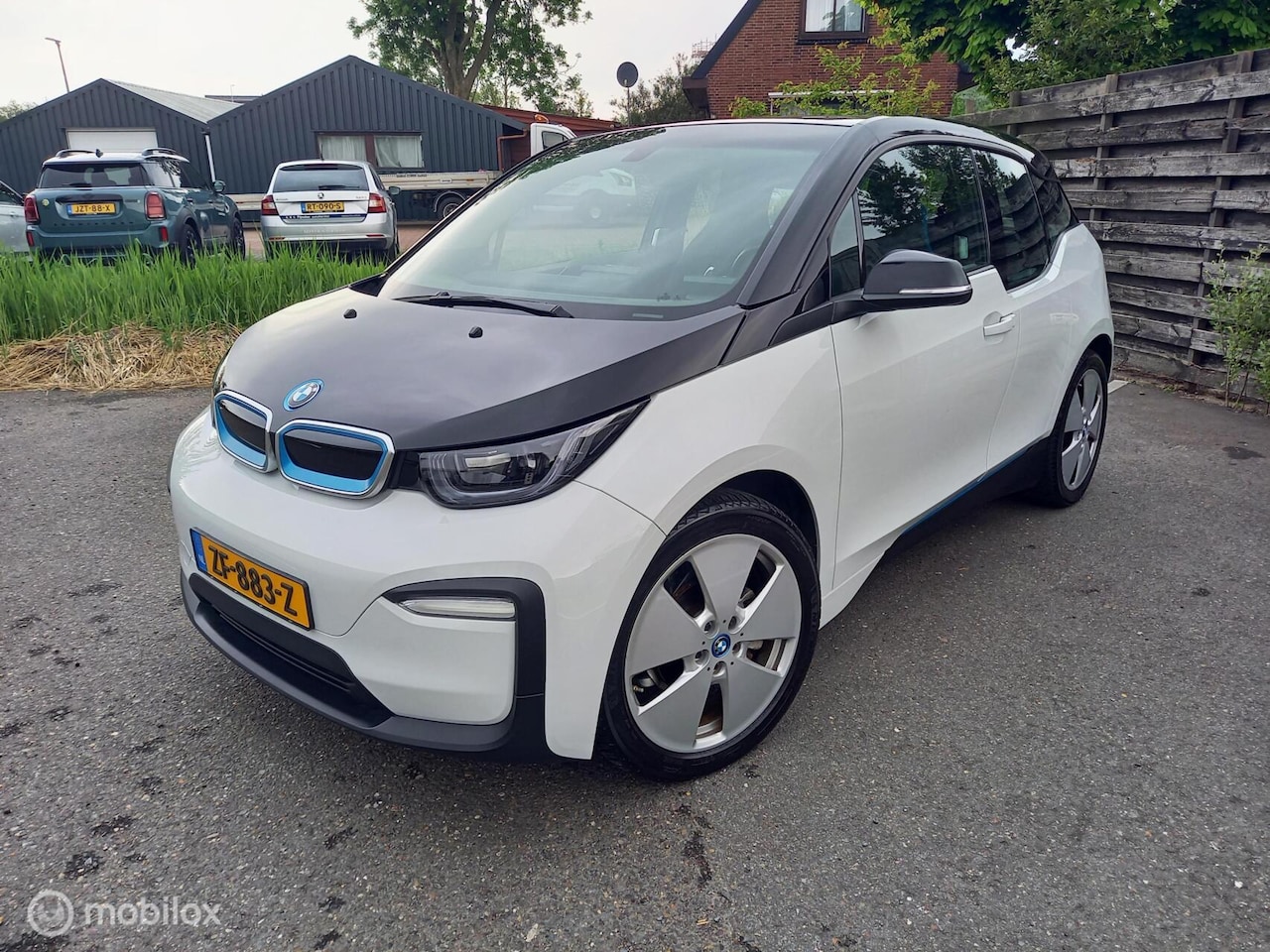 BMW i3 - - 120Ah 42 kWh|PDC|Navi|LMV|Nw Staat /1e Eignaar|BTW Auto - AutoWereld.nl