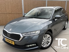 Skoda Octavia Combi - 1.0 TSI Business Edition Trekhaak afneembaar | Elektrisch bedienbare achterklep | LED verl