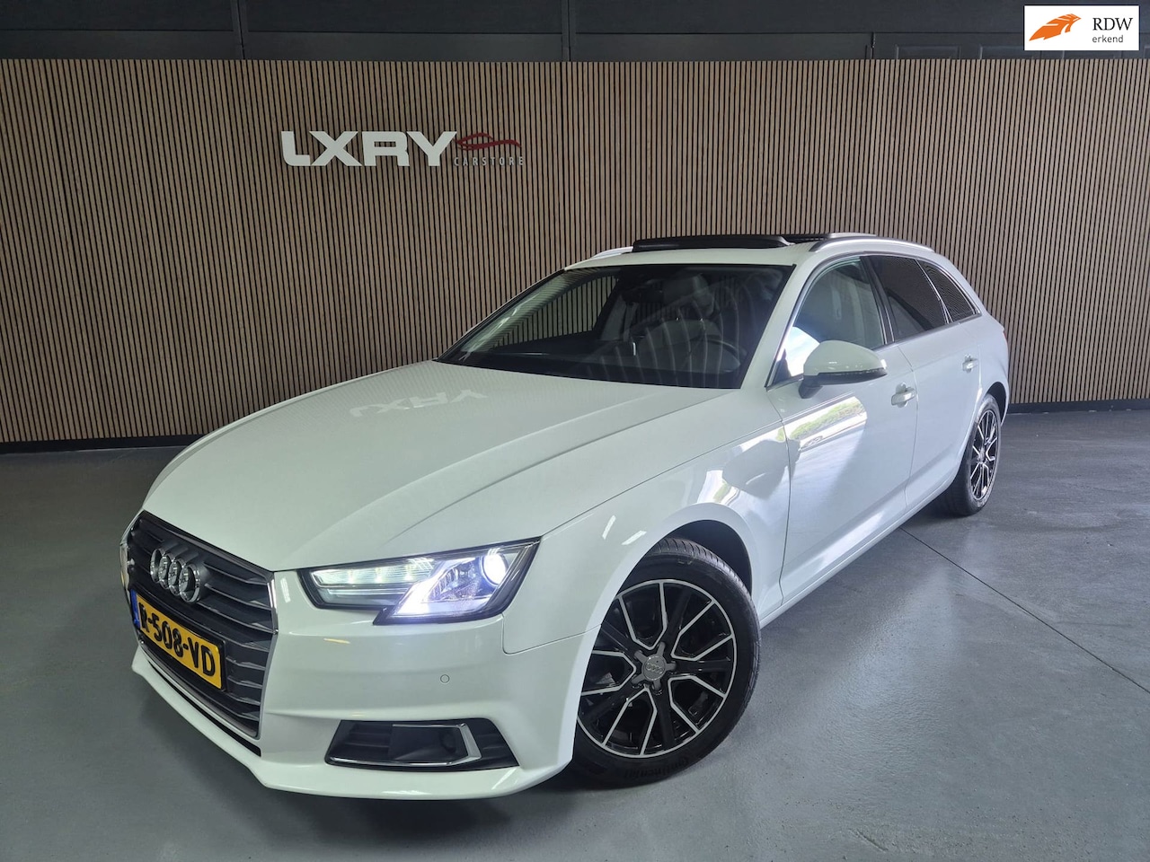 Audi A4 Avant - 2.0 TFSI ultra Sport Pro Line S | Clima| Camera | Navi | Pano | Stoelverwarming | - AutoWereld.nl