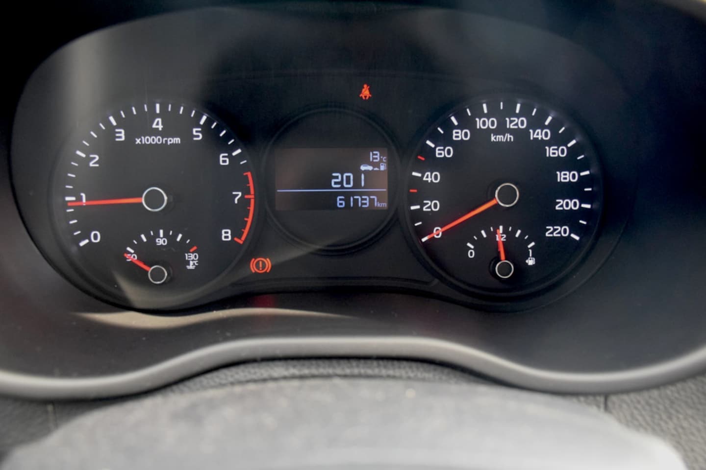 Kia Picanto - 1.0 CVVT ComfortPlusLine Navigator 1.0 CVVT ComfortPlusLine Navigator, Parkeercamera, Airco, Apple car play, Full map navigat