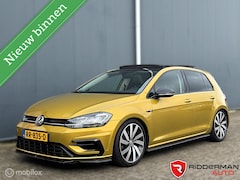 Volkswagen Golf - 1.5 TSI BNS R-Line|DSG|Pano|Active Info