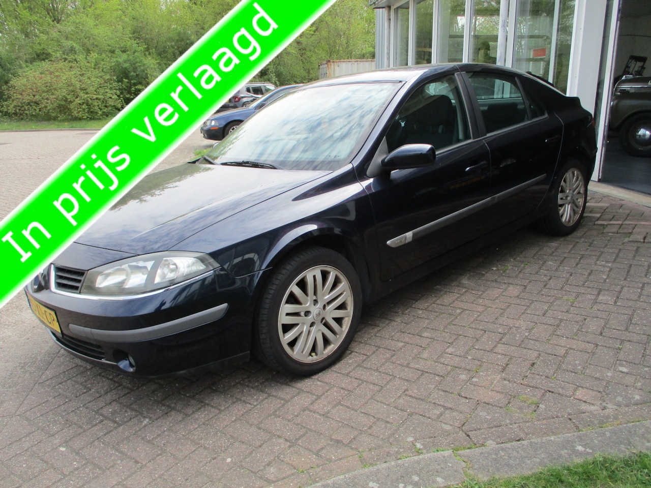 Renault Laguna - 1.6-16V Business Keurige Auto! Km stand Nap! Koppeling Slipt! - AutoWereld.nl