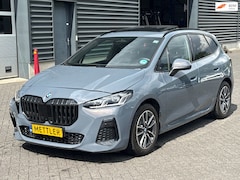 BMW 2-serie Active Tourer - 220i, M Sportpakket | harman kardon | head up | memory seat | panoramdak | trekhaak elektr
