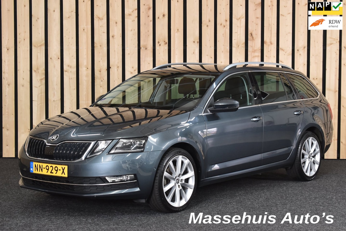Skoda Octavia Combi - 1.0 TSI Greentech Style Business Trekhaak CarPlay 151dkm Clima Cruise PDC LED 1e eig. Nwe - AutoWereld.nl