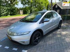 Honda Civic - 1.4 Sport Airco / PDC / APK / NAP / Elektr. ramen