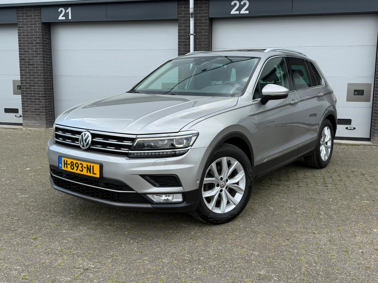 Volkswagen Tiguan - 1.4 TSI ACT Comfortline Business R 1.4 TSI ACT Comfortline Business R - AutoWereld.nl